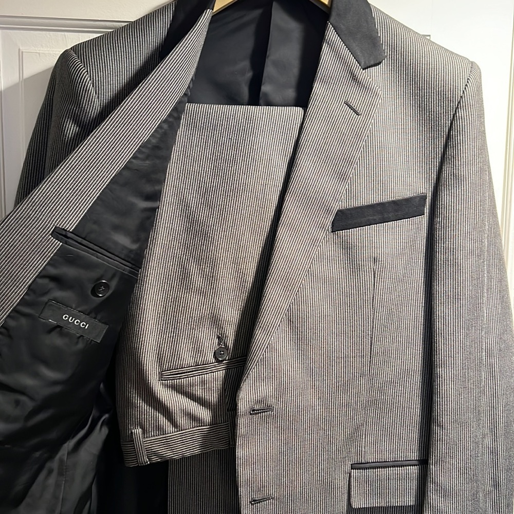 Authentic Gucci Suit - Black/White